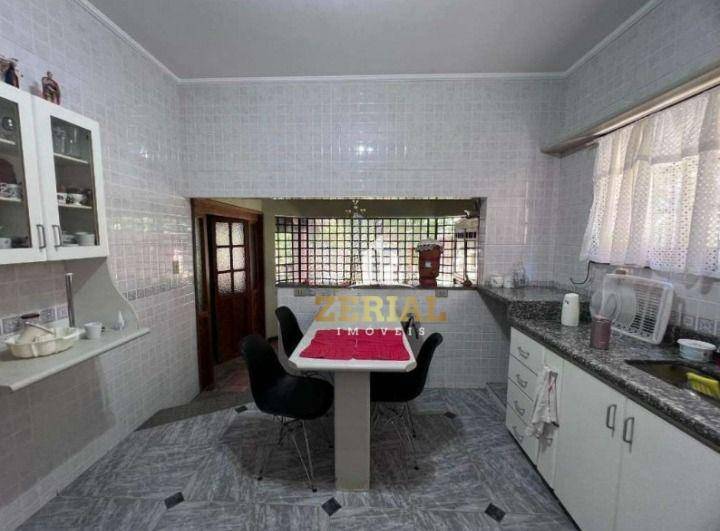 Sobrado à venda com 3 quartos, 326m² - Foto 5