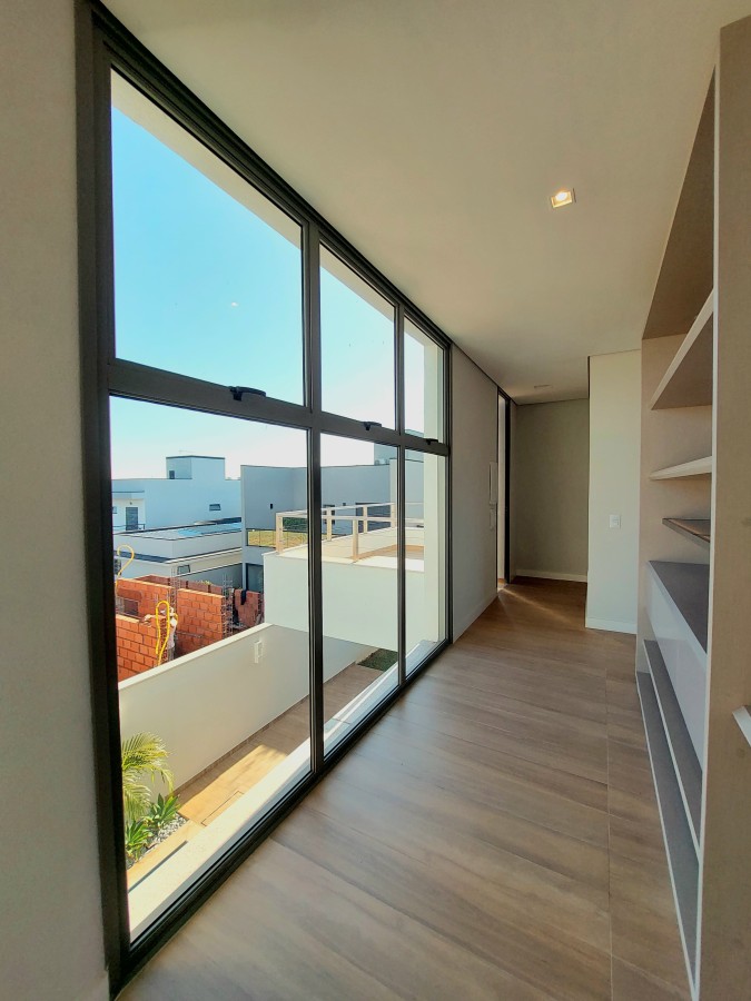 Casa de Condomínio à venda com 4 quartos, 300m² - Foto 9