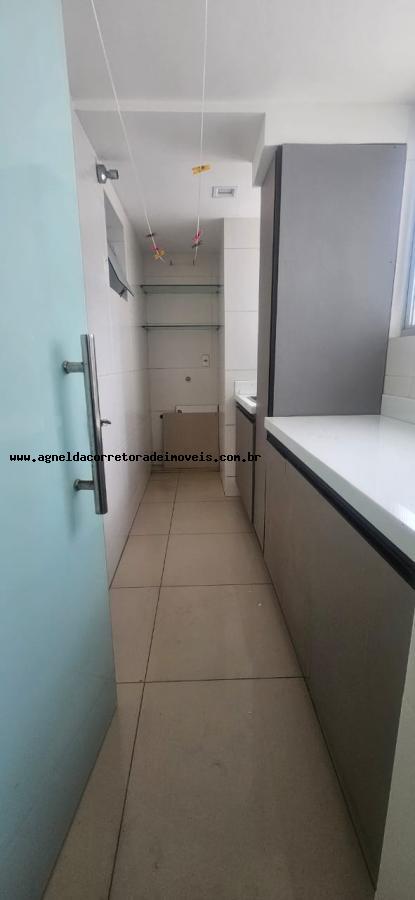 Apartamento à venda com 2 quartos, 92m² - Foto 2