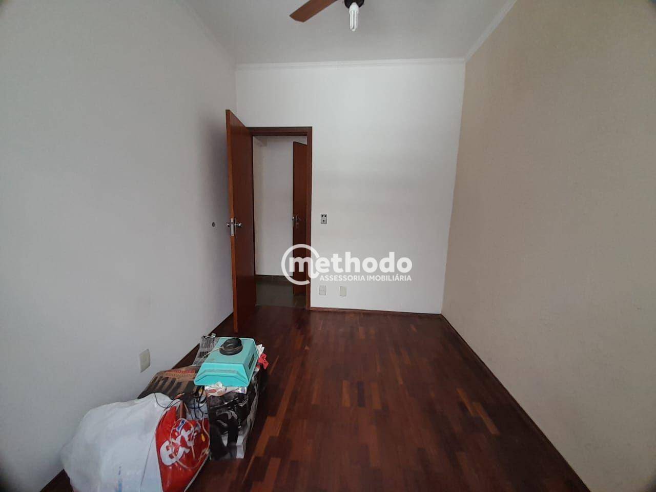 Casa à venda com 3 quartos, 206m² - Foto 17