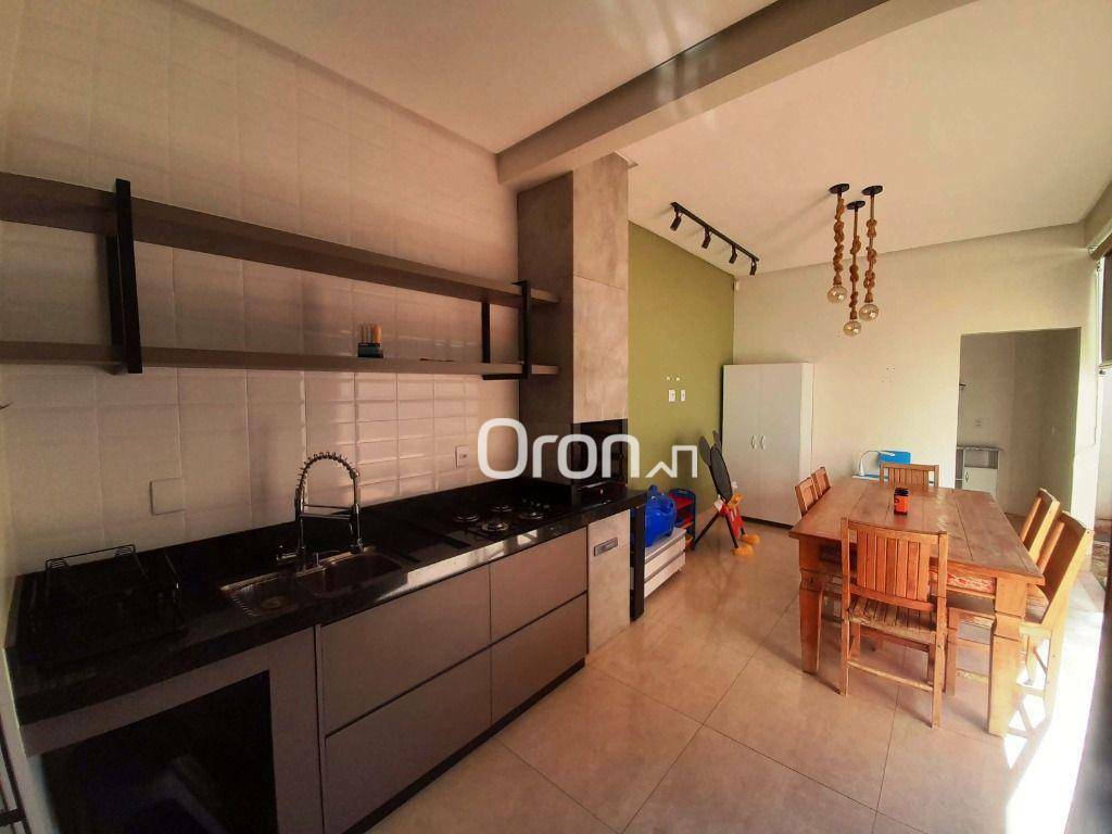 Casa à venda com 3 quartos, 172m² - Foto 14