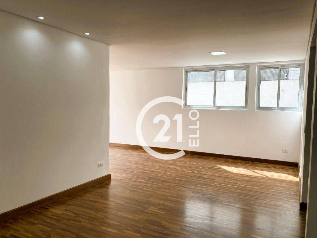 Apartamento à venda com 3 quartos, 180m² - Foto 11