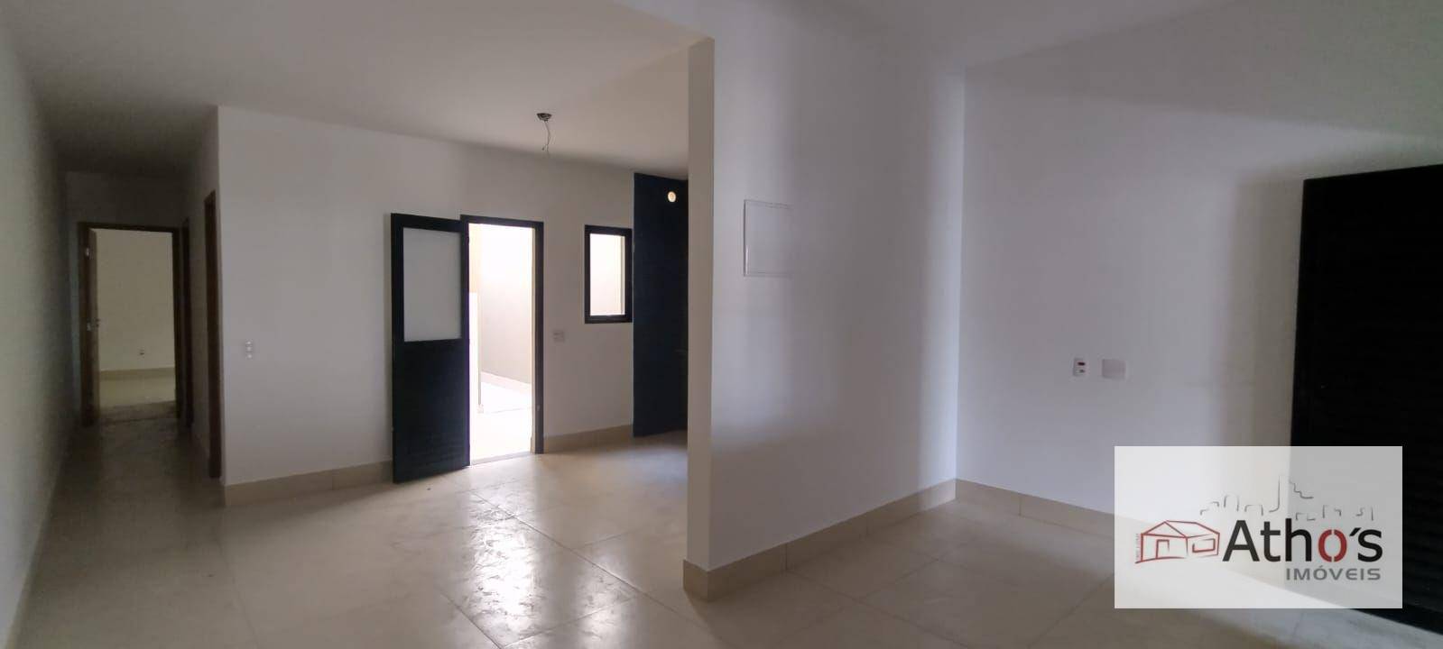 Casa à venda com 2 quartos, 81m² - Foto 2