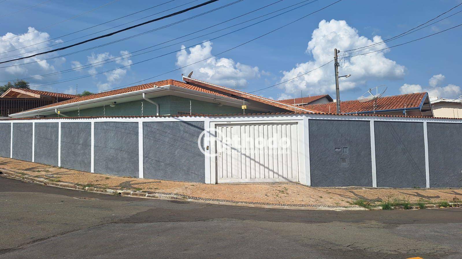 Casa à venda com 3 quartos, 280m² - Foto 1