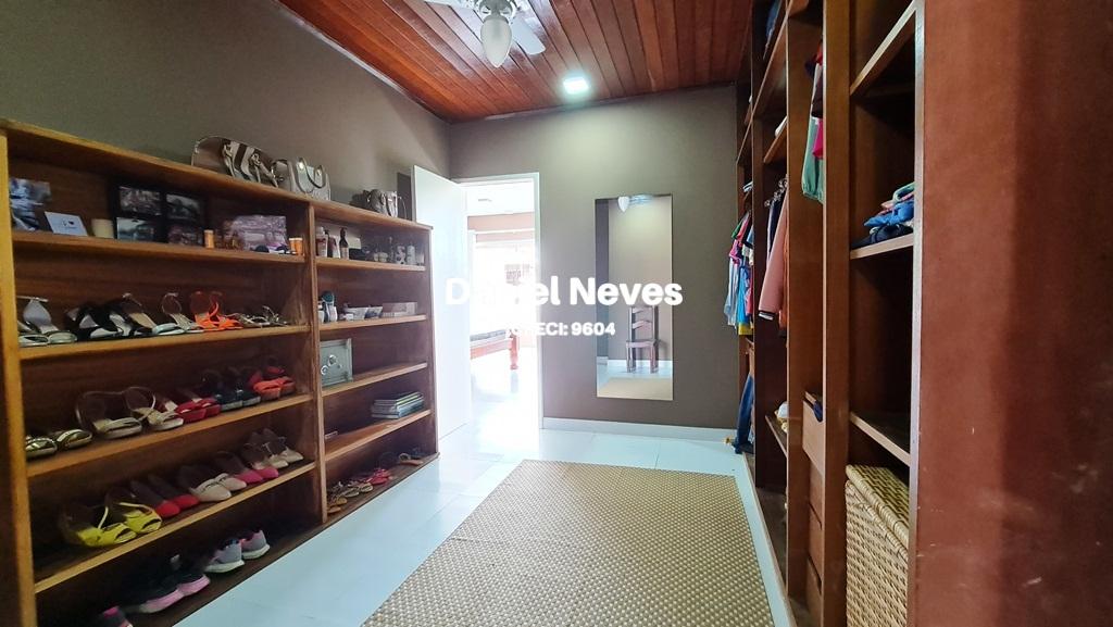 Casa de Condomínio à venda com 7 quartos, 340m² - Foto 21