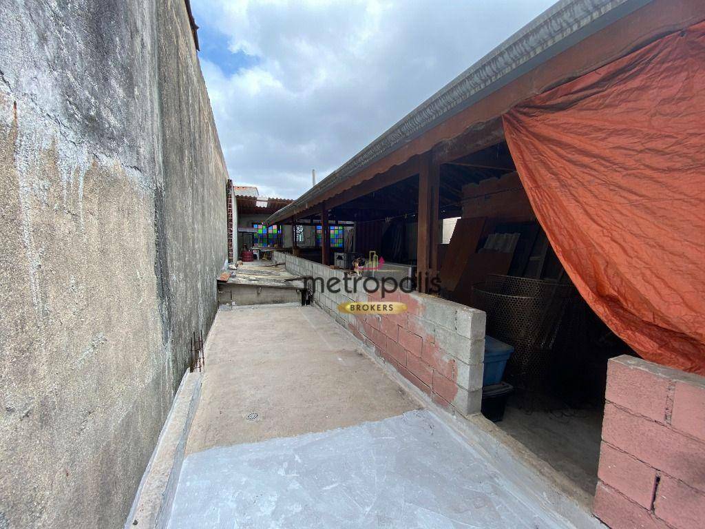 Sobrado à venda com 3 quartos, 322m² - Foto 45