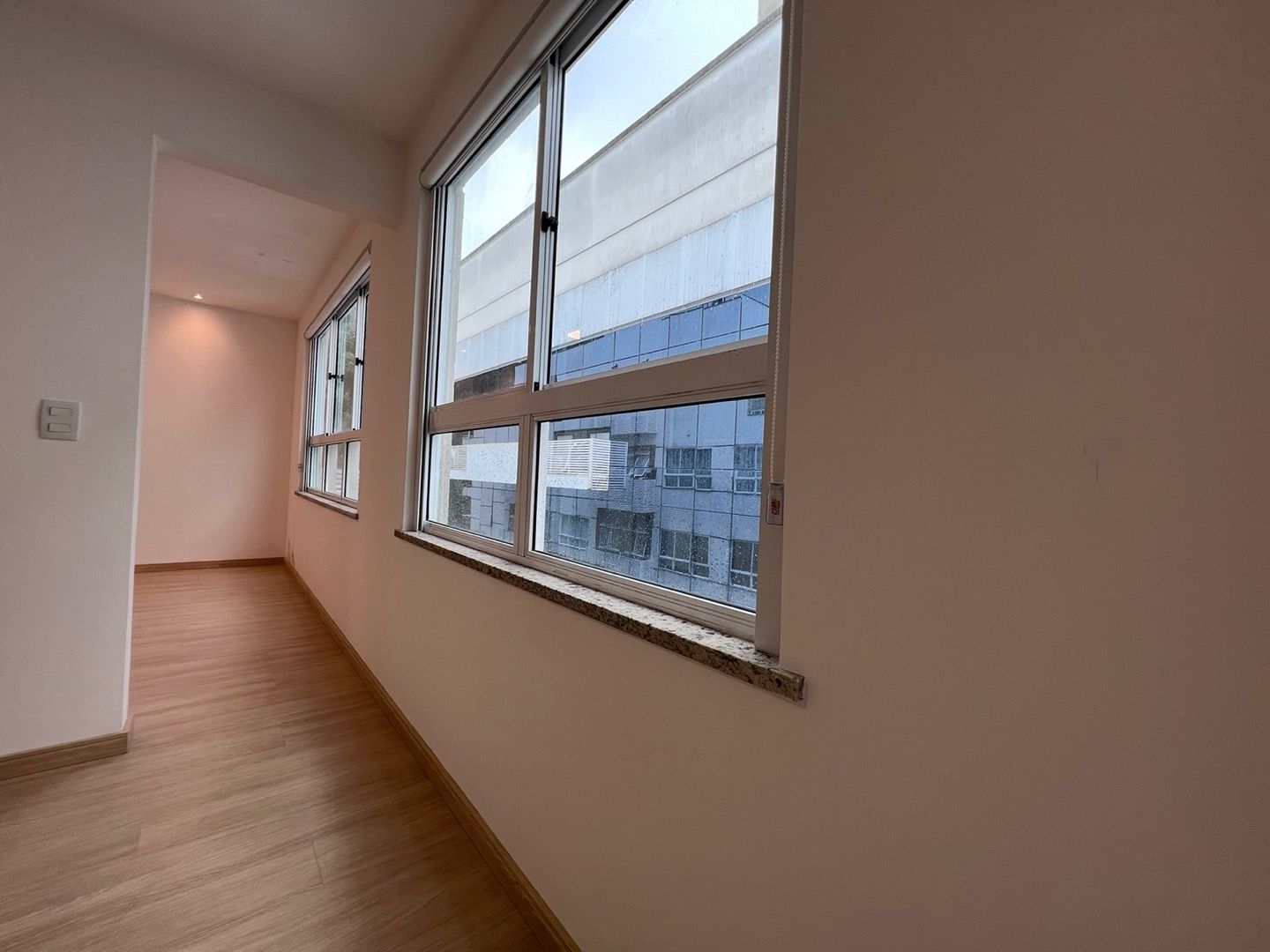 Apartamento à venda com 1 quarto, 45m² - Foto 5