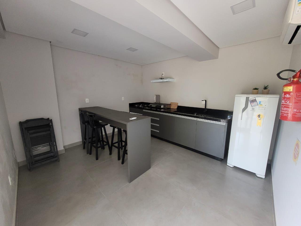 Apartamento à venda com 2 quartos, 64m² - Foto 19