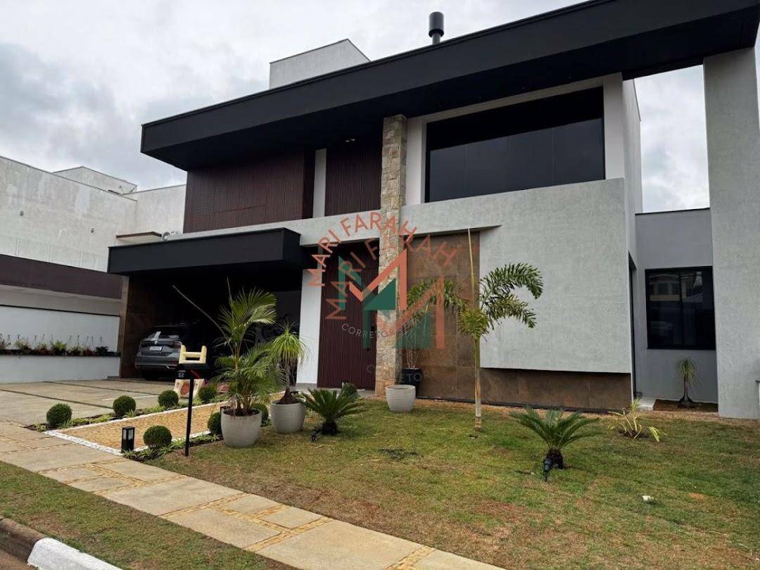 Casa de Condomínio à venda com 4 quartos, 240m² - Foto 1