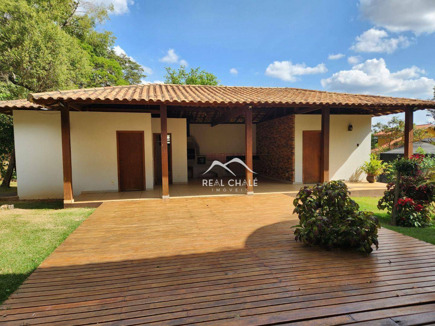 Casa de Condomínio à venda com 4 quartos, 475m² - Foto 3