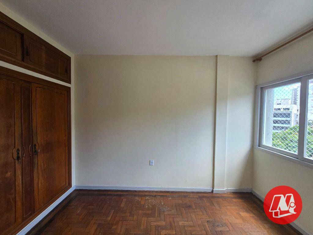 Apartamento para alugar com 2 quartos, 94m² - Foto 14