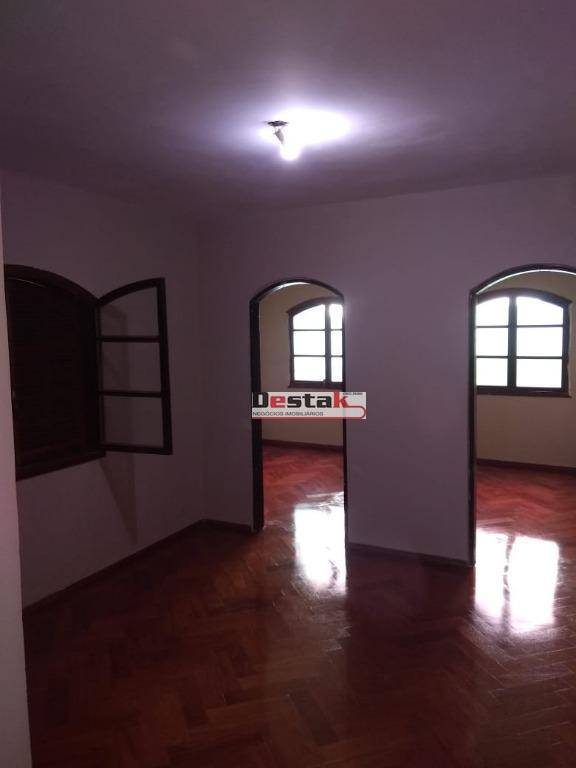 Sobrado à venda com 3 quartos, 181m² - Foto 11