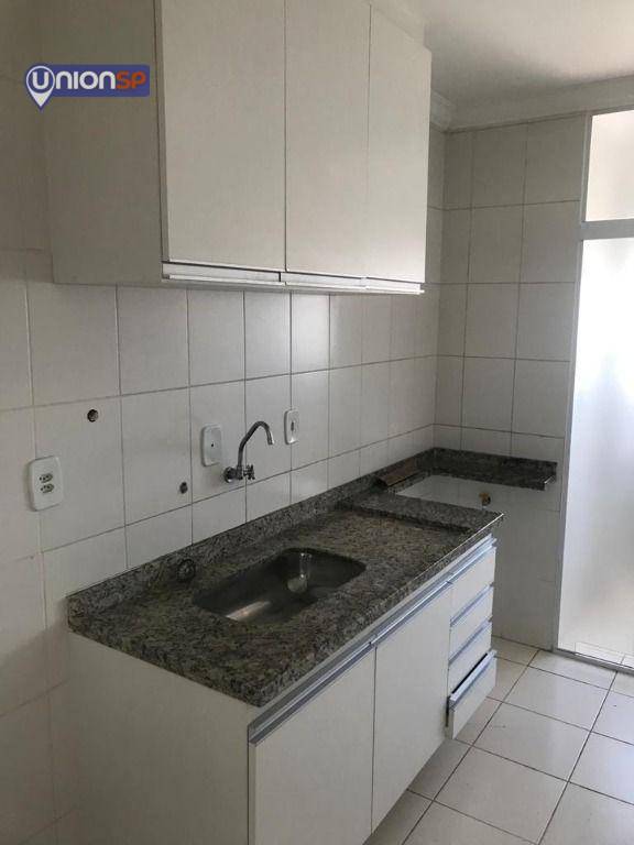 Apartamento à venda com 2 quartos, 62m² - Foto 15