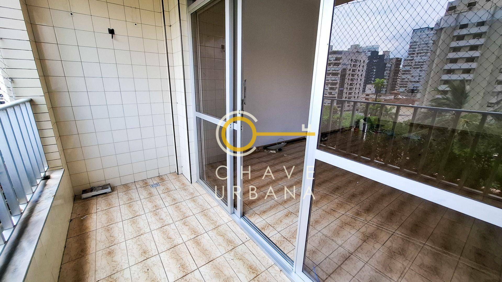 Apartamento para alugar com 3 quartos, 155m² - Foto 4