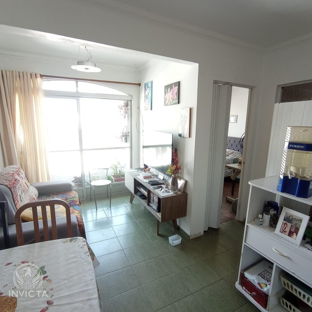 Apartamento à venda com 2 quartos, 62m² - Foto 3