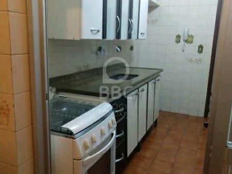 Apartamento à venda com 2 quartos, 70m² - Foto 6