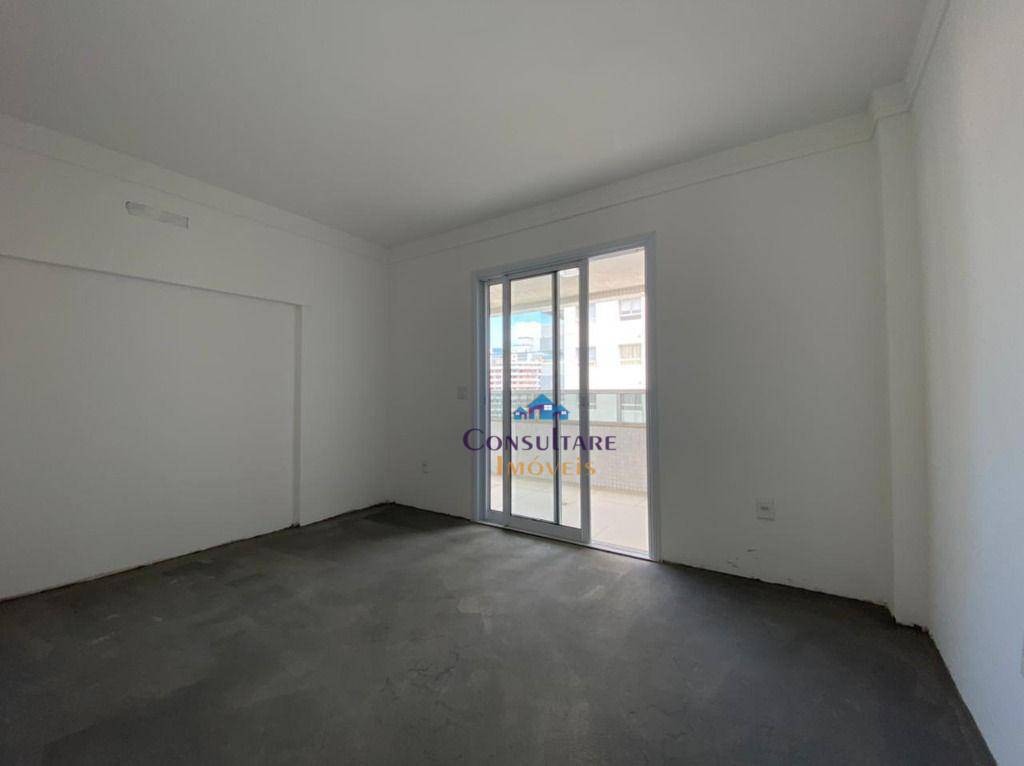 Apartamento à venda com 4 quartos, 230m² - Foto 22