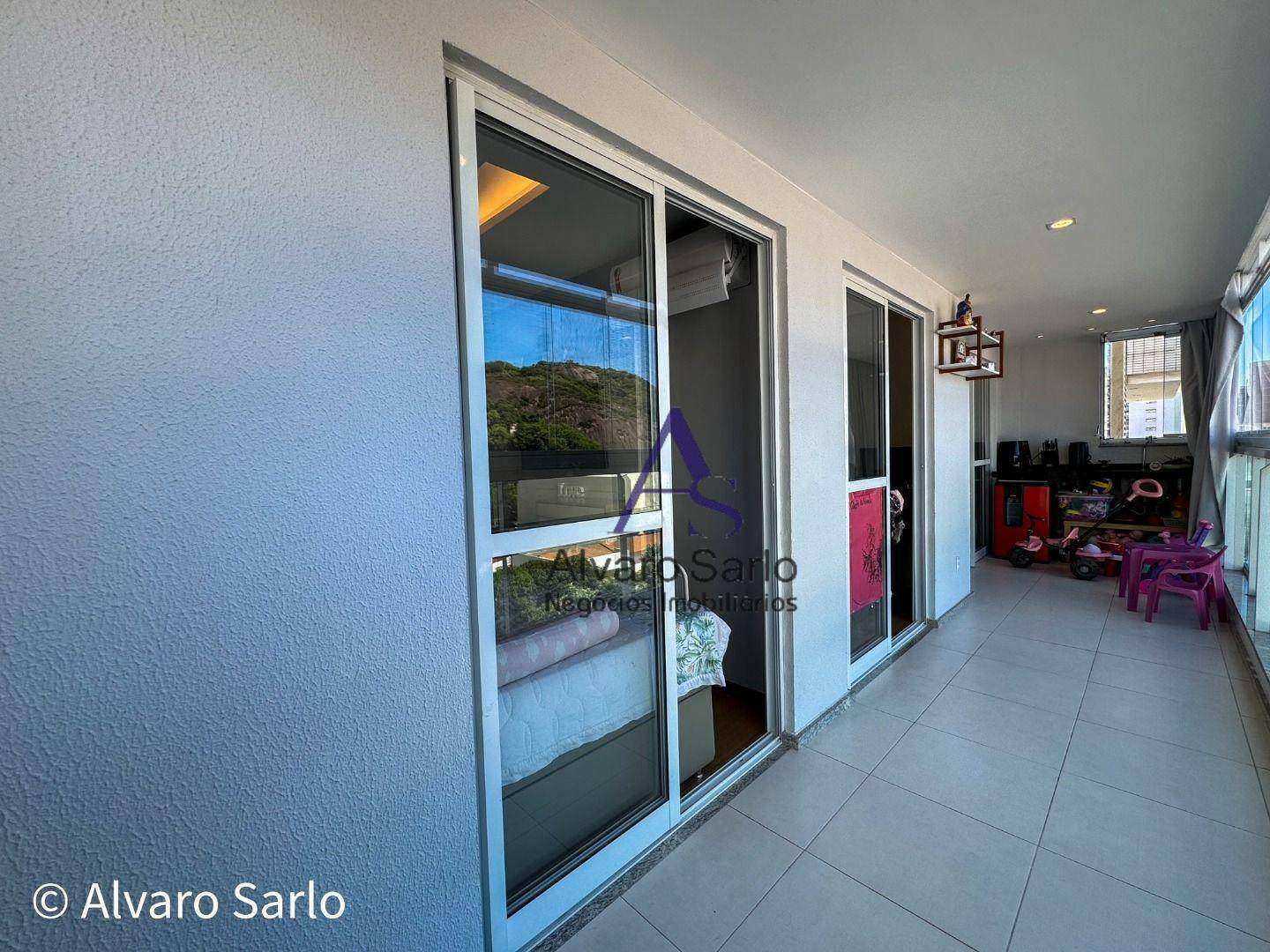 Apartamento à venda com 2 quartos, 70m² - Foto 5