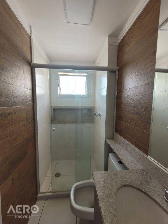 Apartamento à venda com 2 quartos, 62m² - Foto 10