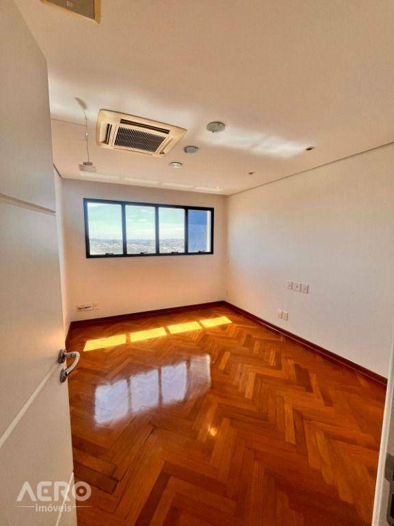 Apartamento para alugar com 4 quartos, 412m² - Foto 8