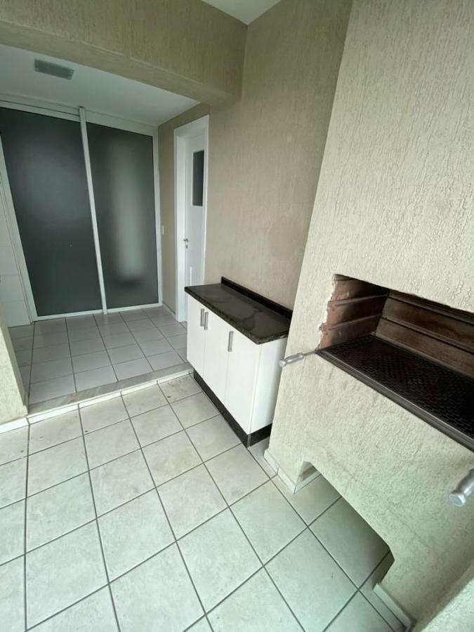 Apartamento à venda com 3 quartos, 135m² - Foto 9