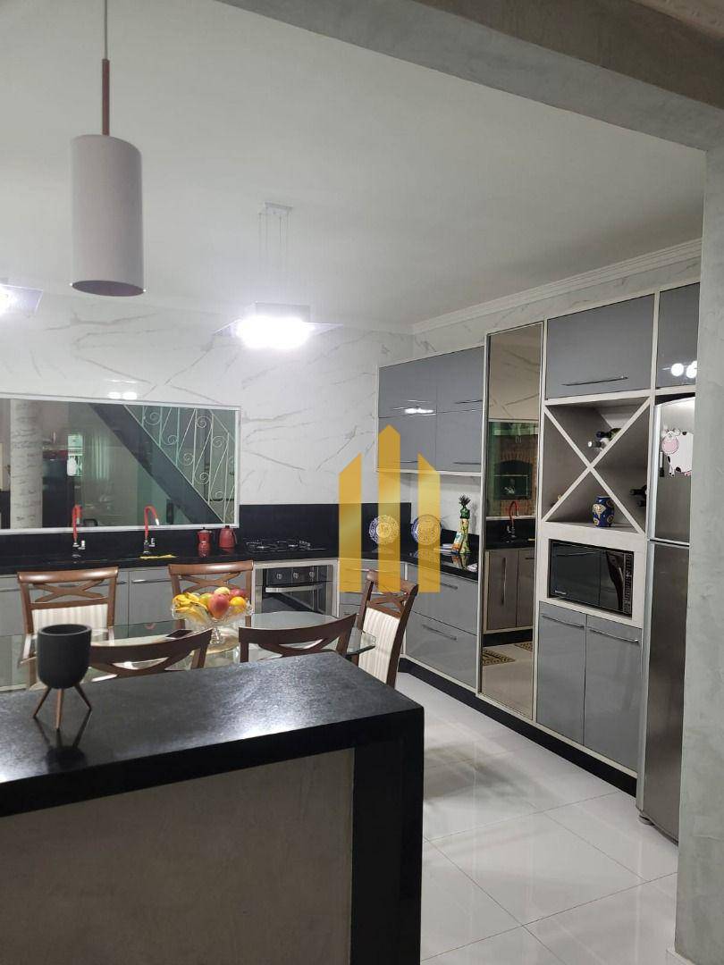 Sobrado à venda com 3 quartos, 205m² - Foto 7