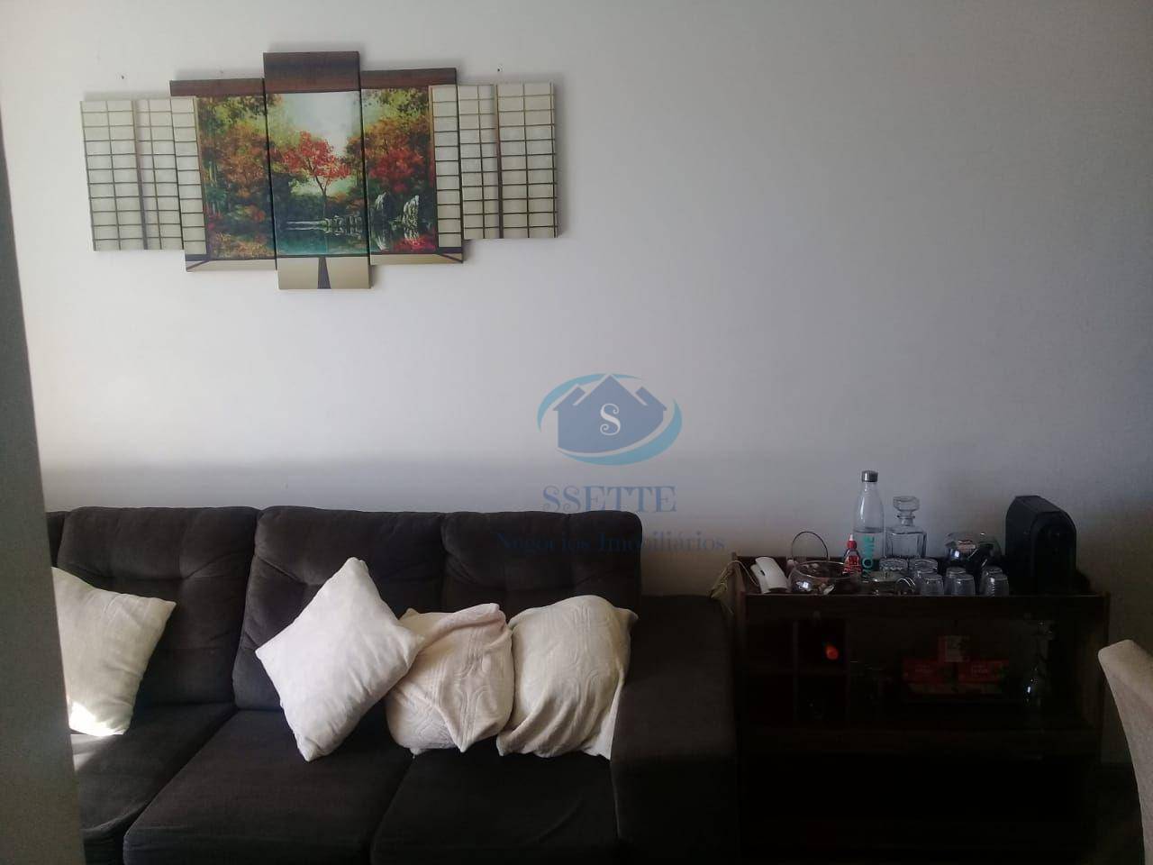 Apartamento à venda com 2 quartos, 58m² - Foto 4