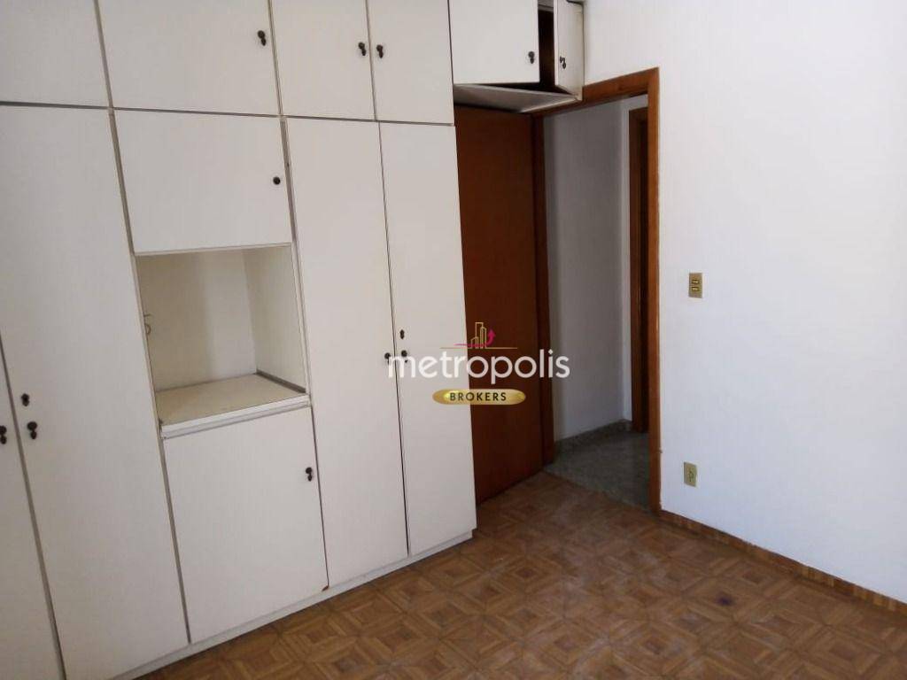 Sobrado à venda e aluguel com 2 quartos, 240m² - Foto 8