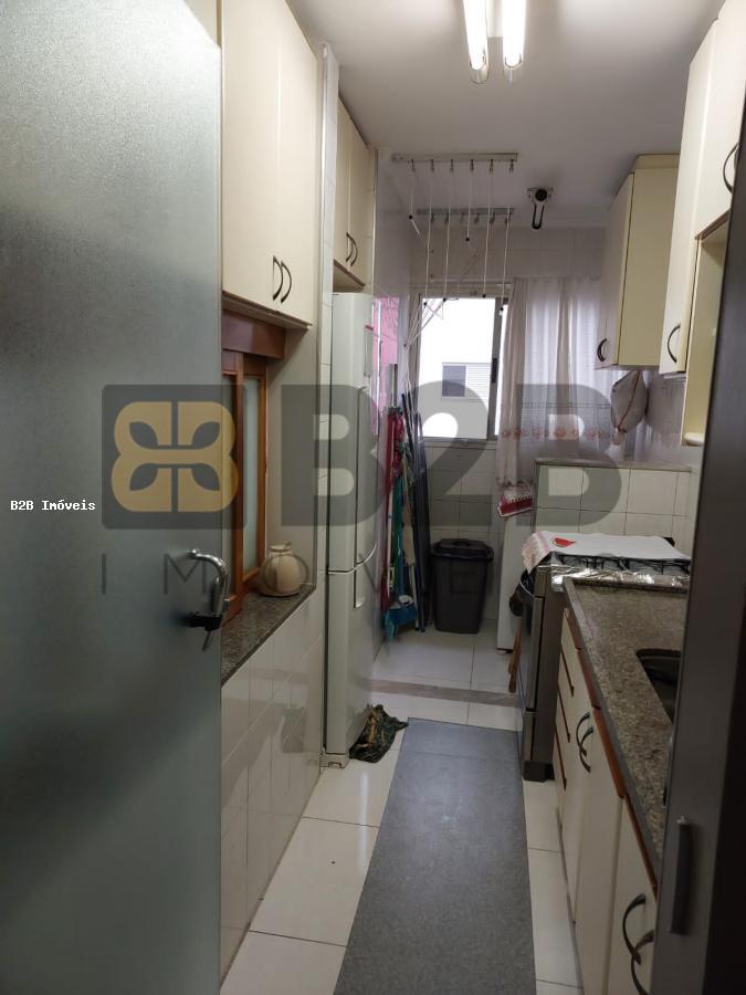 Apartamento à venda com 3 quartos, 68m² - Foto 6