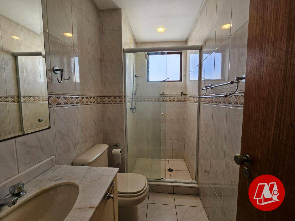 Apartamento para alugar com 3 quartos, 107m² - Foto 25