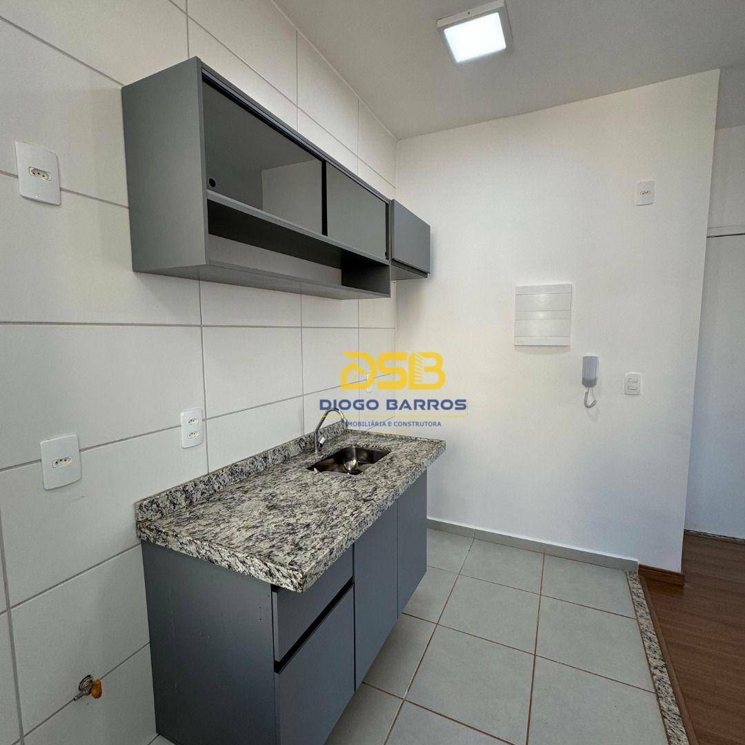 Apartamento para alugar com 2 quartos, 56m² - Foto 13