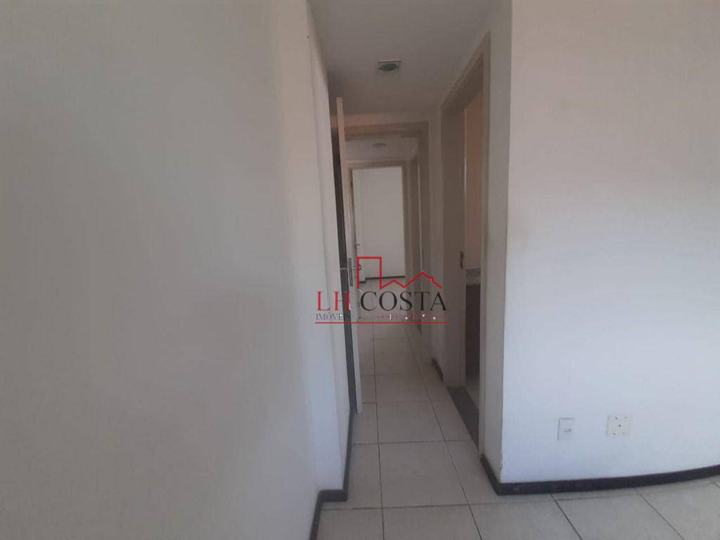 Apartamento à venda com 2 quartos, 75m² - Foto 13