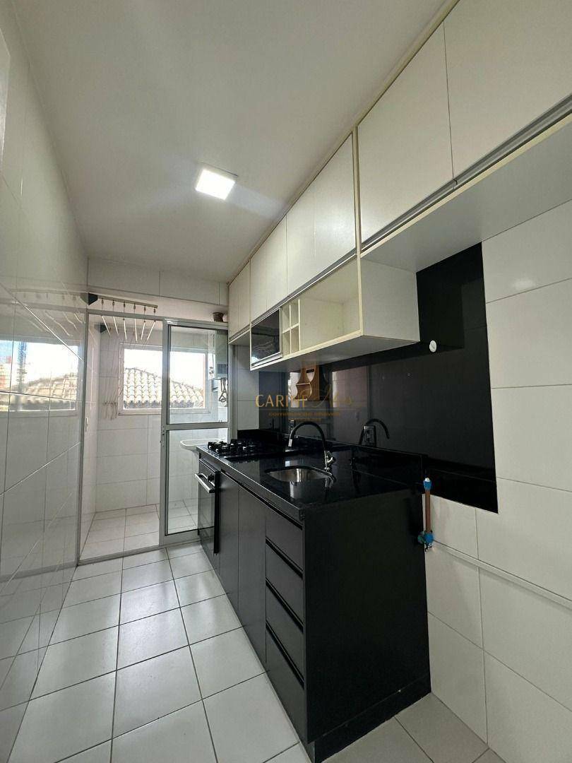 Apartamento para alugar com 3 quartos, 69m² - Foto 9