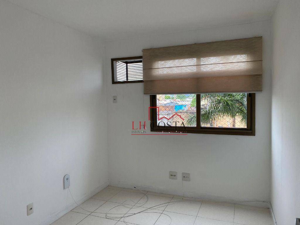 Apartamento à venda com 2 quartos, 69m² - Foto 12