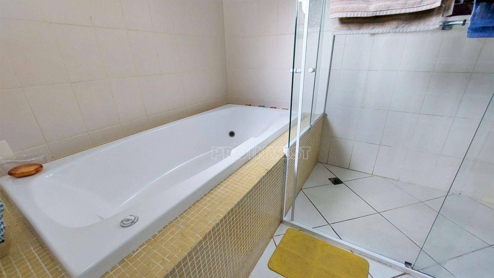 Casa de Condomínio à venda com 4 quartos, 300m² - Foto 27