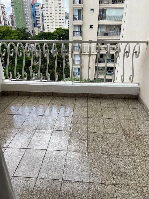 Apartamento à venda com 3 quartos, 126m² - Foto 29