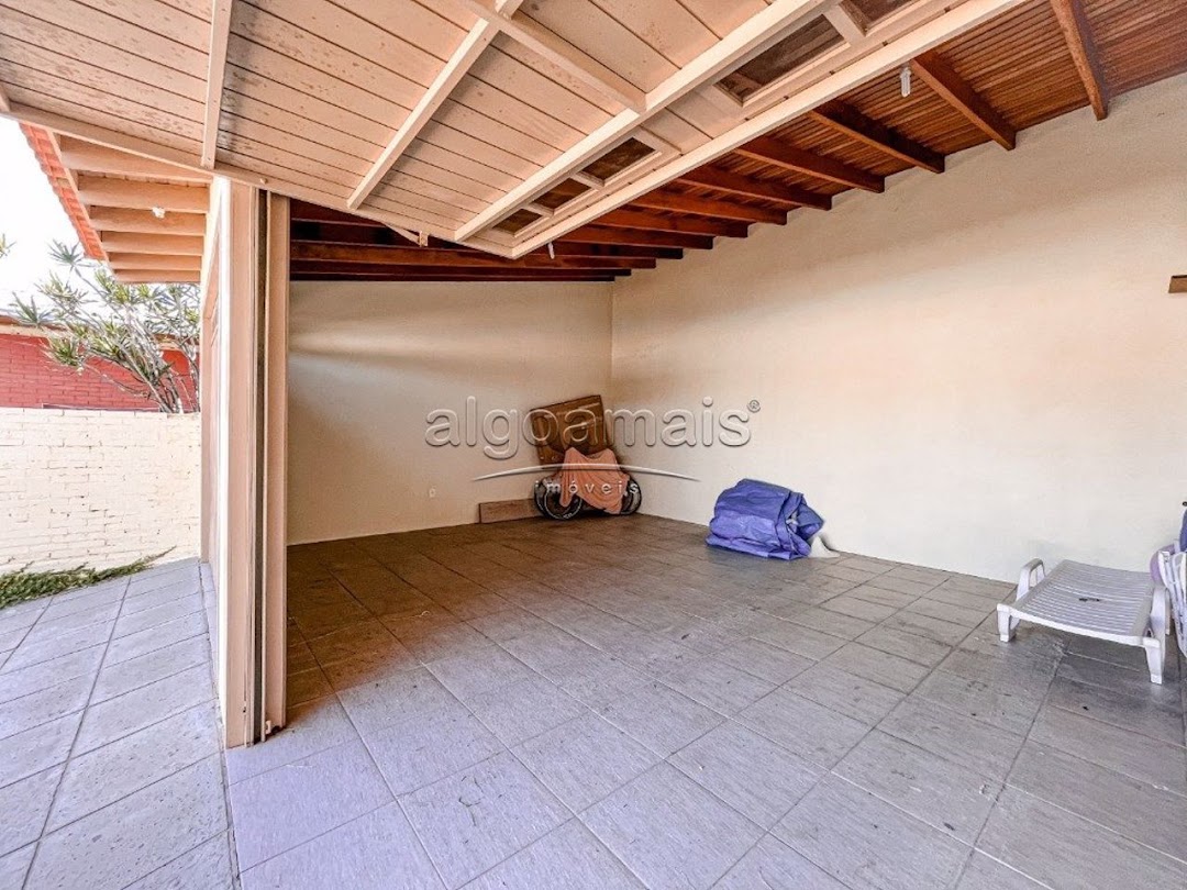 Casa à venda com 4 quartos, 340m² - Foto 12