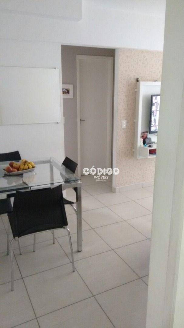 Apartamento à venda com 2 quartos, 46m² - Foto 2