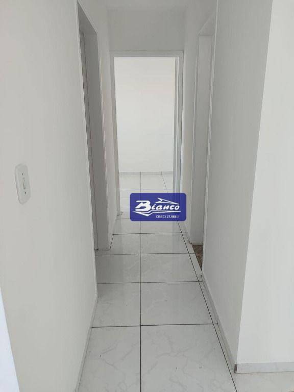 Apartamento à venda com 2 quartos, 62m² - Foto 7