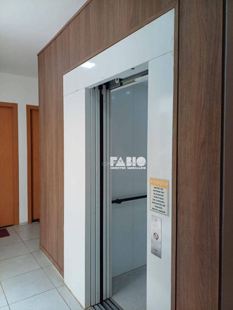 Apartamento à venda com 2 quartos, 40m² - Foto 23