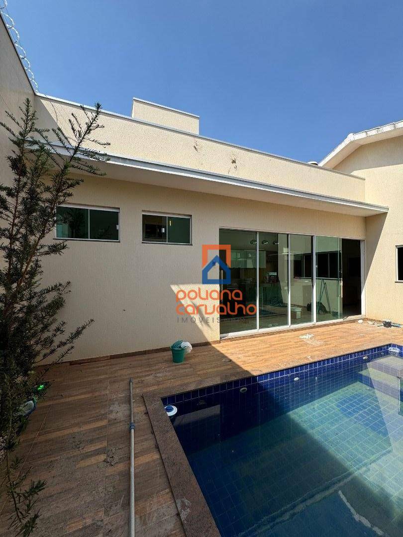 Casa à venda com 3 quartos, 180m² - Foto 3