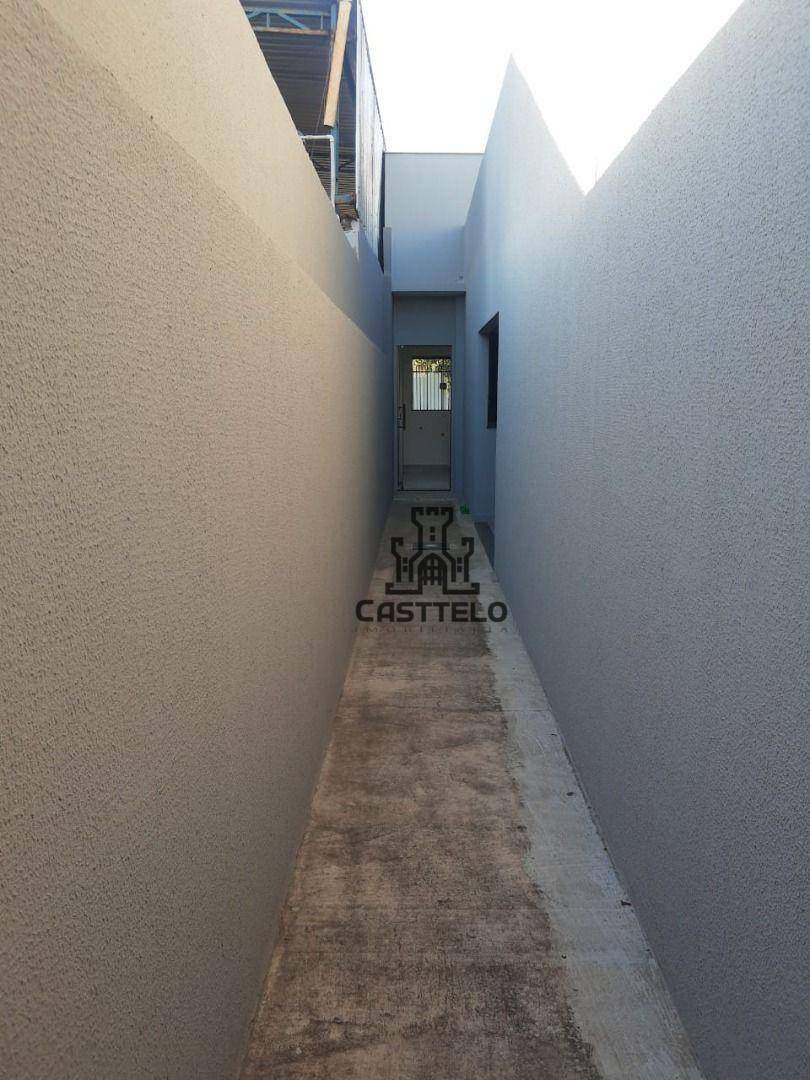 Casa à venda com 3 quartos, 76m² - Foto 5