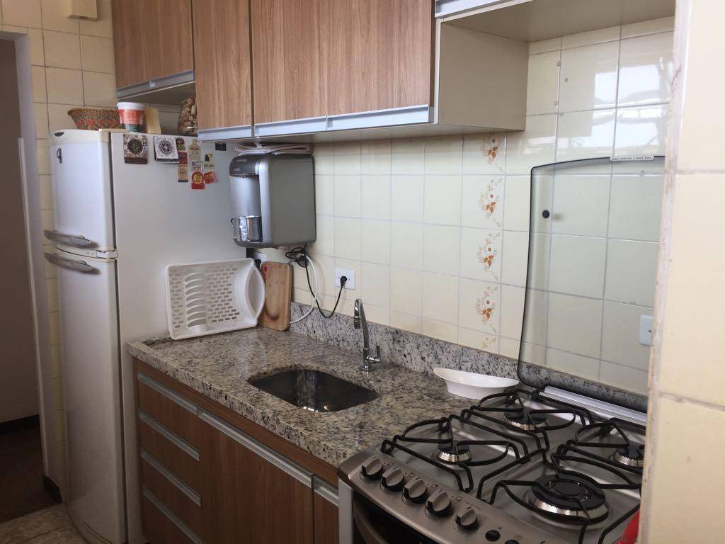 Apartamento à venda com 2 quartos, 65m² - Foto 3