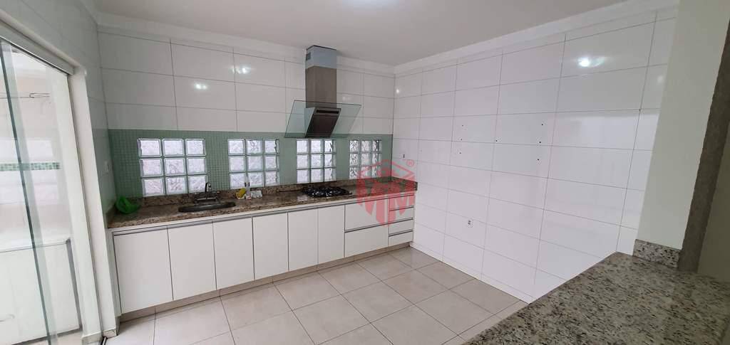 Sobrado à venda com 4 quartos, 188m² - Foto 13