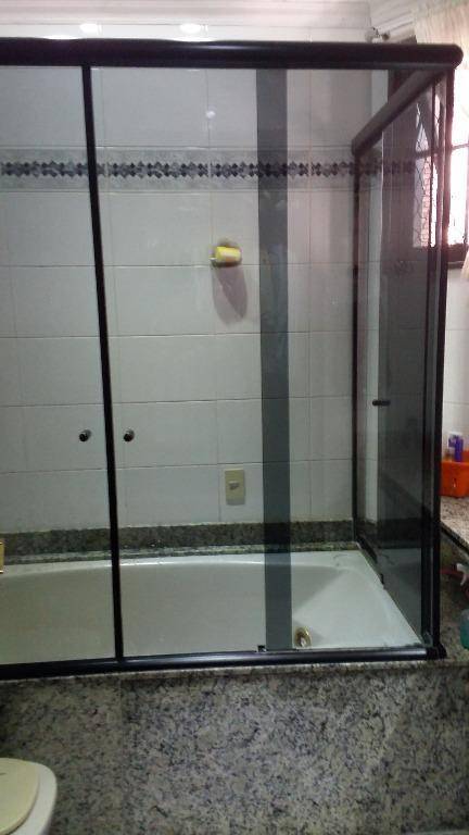 Apartamento à venda com 3 quartos, 200m² - Foto 26