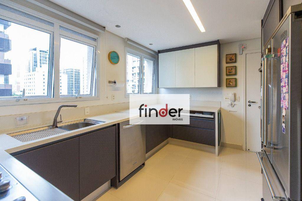 Apartamento à venda com 3 quartos, 201m² - Foto 30