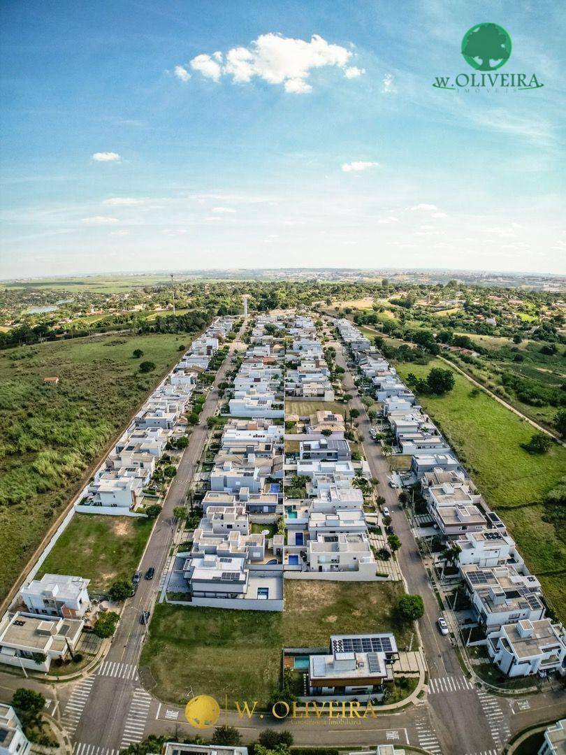 Sobrado à venda e aluguel com 3 quartos, 300m² - Foto 35