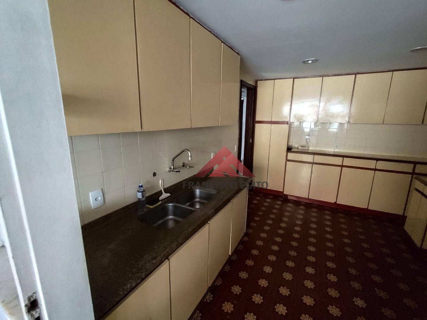 Apartamento à venda com 3 quartos, 121m² - Foto 24