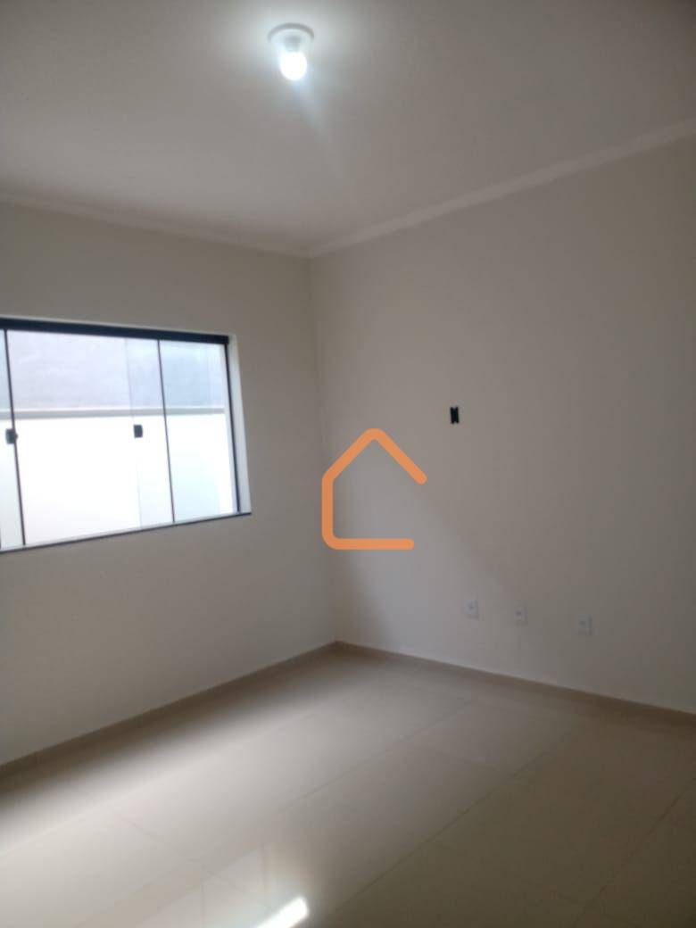 Casa à venda com 3 quartos, 114m² - Foto 10