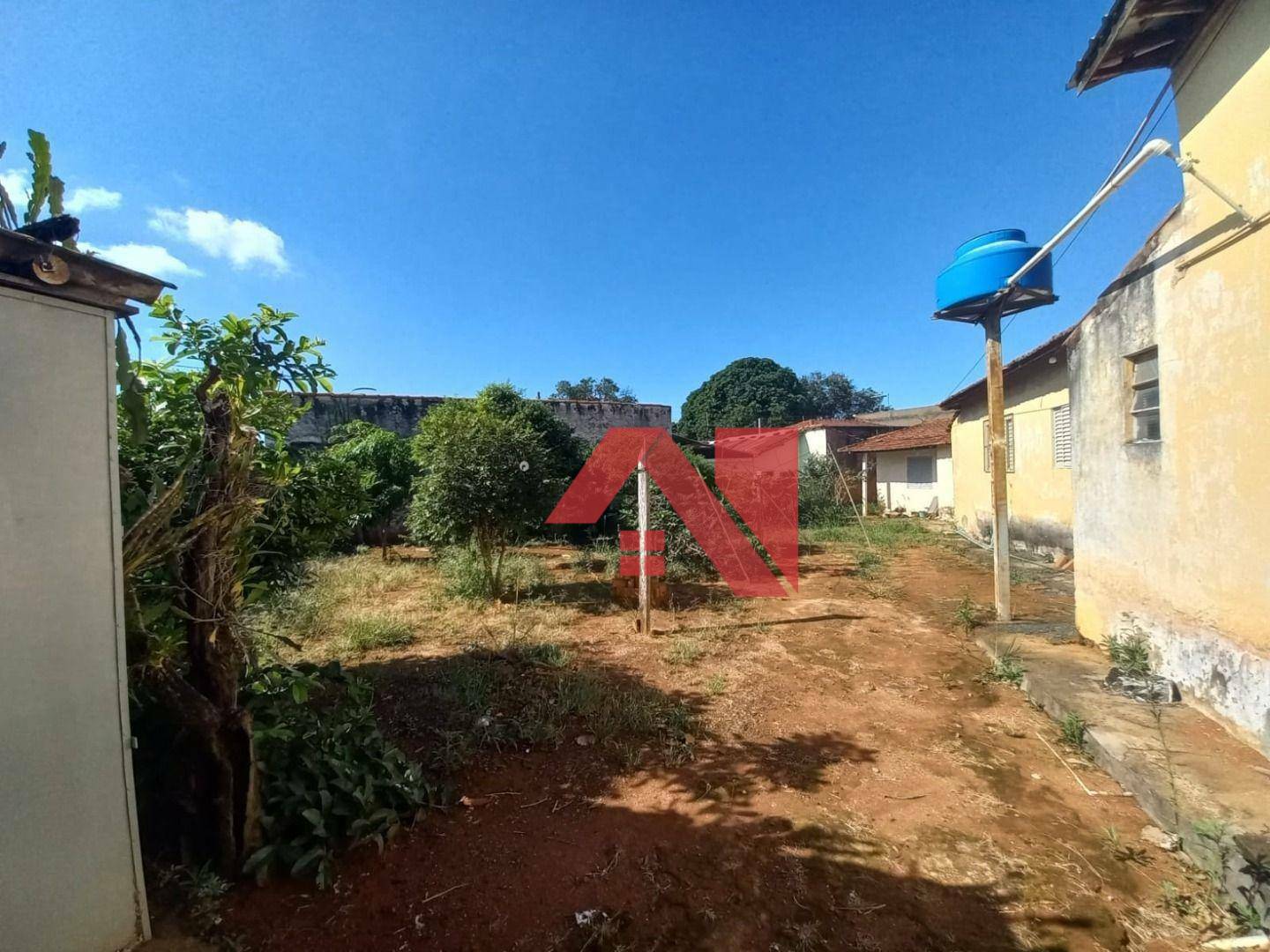 Casa à venda com 3 quartos, 300m² - Foto 23